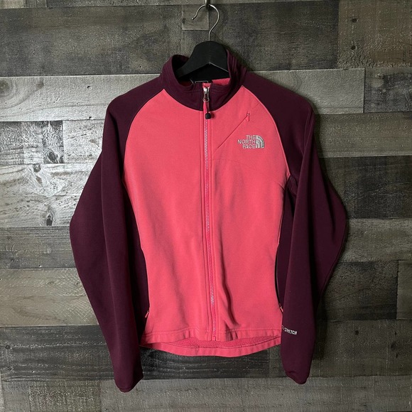 SOLD The North Face TKA Stretch Jacket Small - Picture 1 of 3